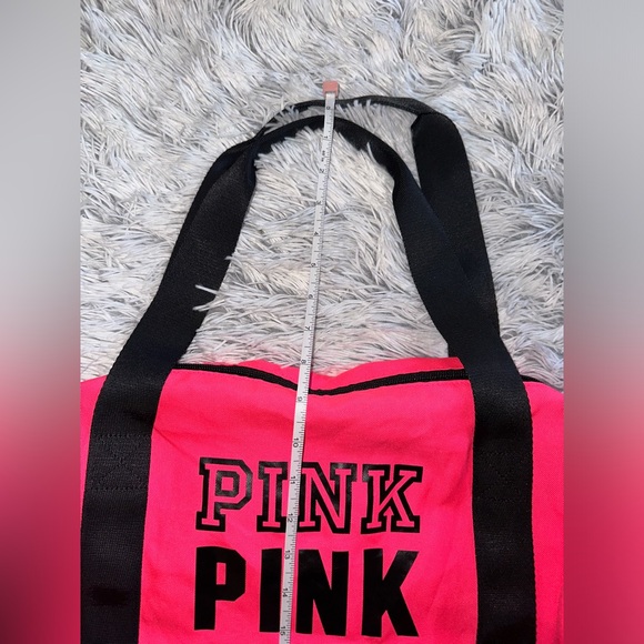 Victoria secret pink duffle bag - Picture 4 of 8